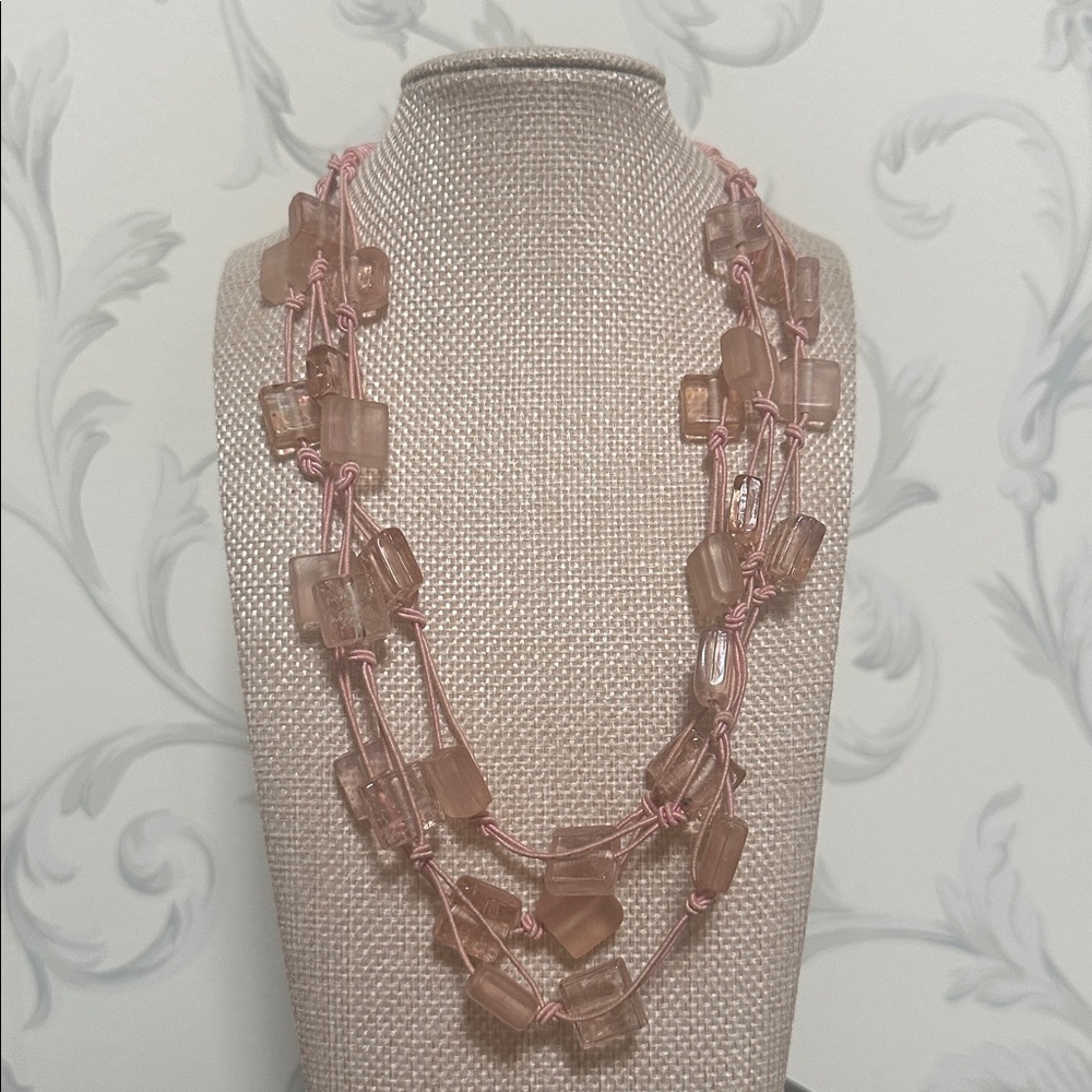 🩷 Women’s Pink Necklace women’s necklace beaded euc